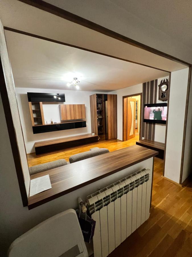 Debo Apartament Lugoj Luaran gambar
