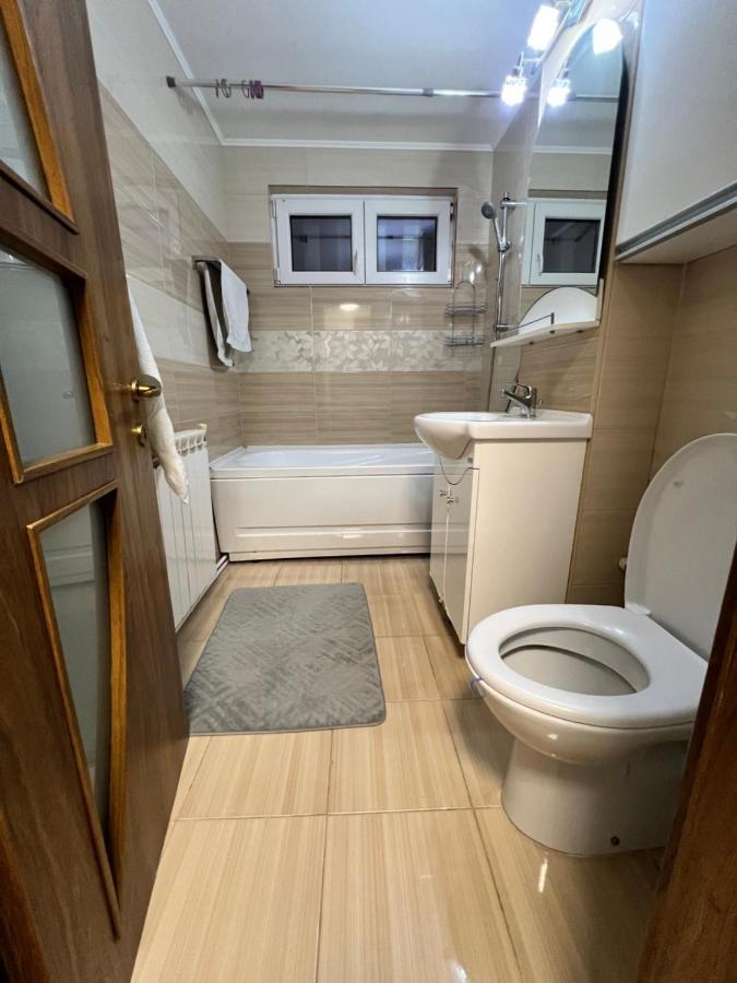 Debo Apartament Lugoj Luaran gambar